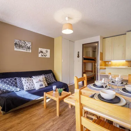 4 Pers, Balcon, Telesiege Proche, Saint-lary - Fr-1-296-413 Apartment