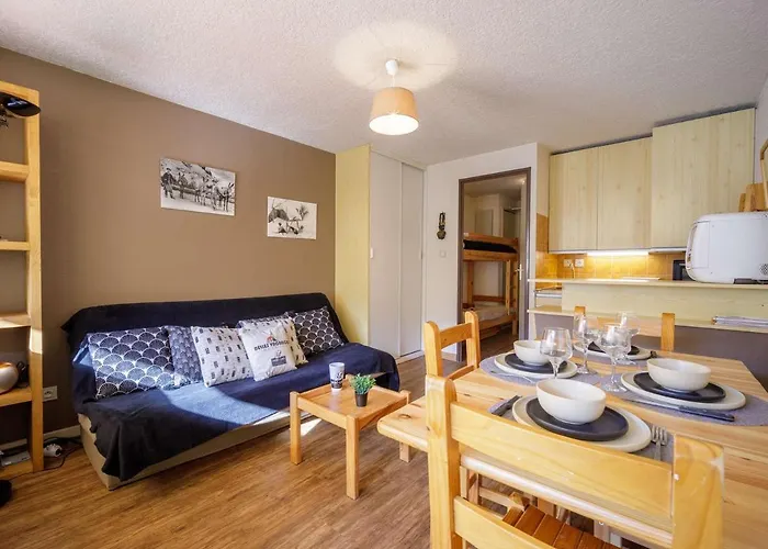 Pour 4 à Saint-lary, Proche Centre Et Télécabine - Fr-1-296-413 Appartement